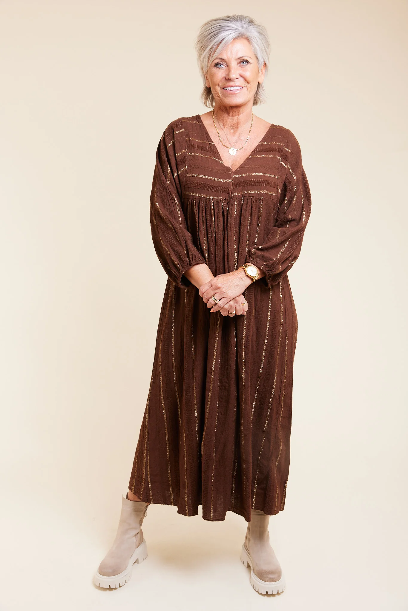 87152 Dress | Coffee | Kjole fra Marta du Chateau - Image 3