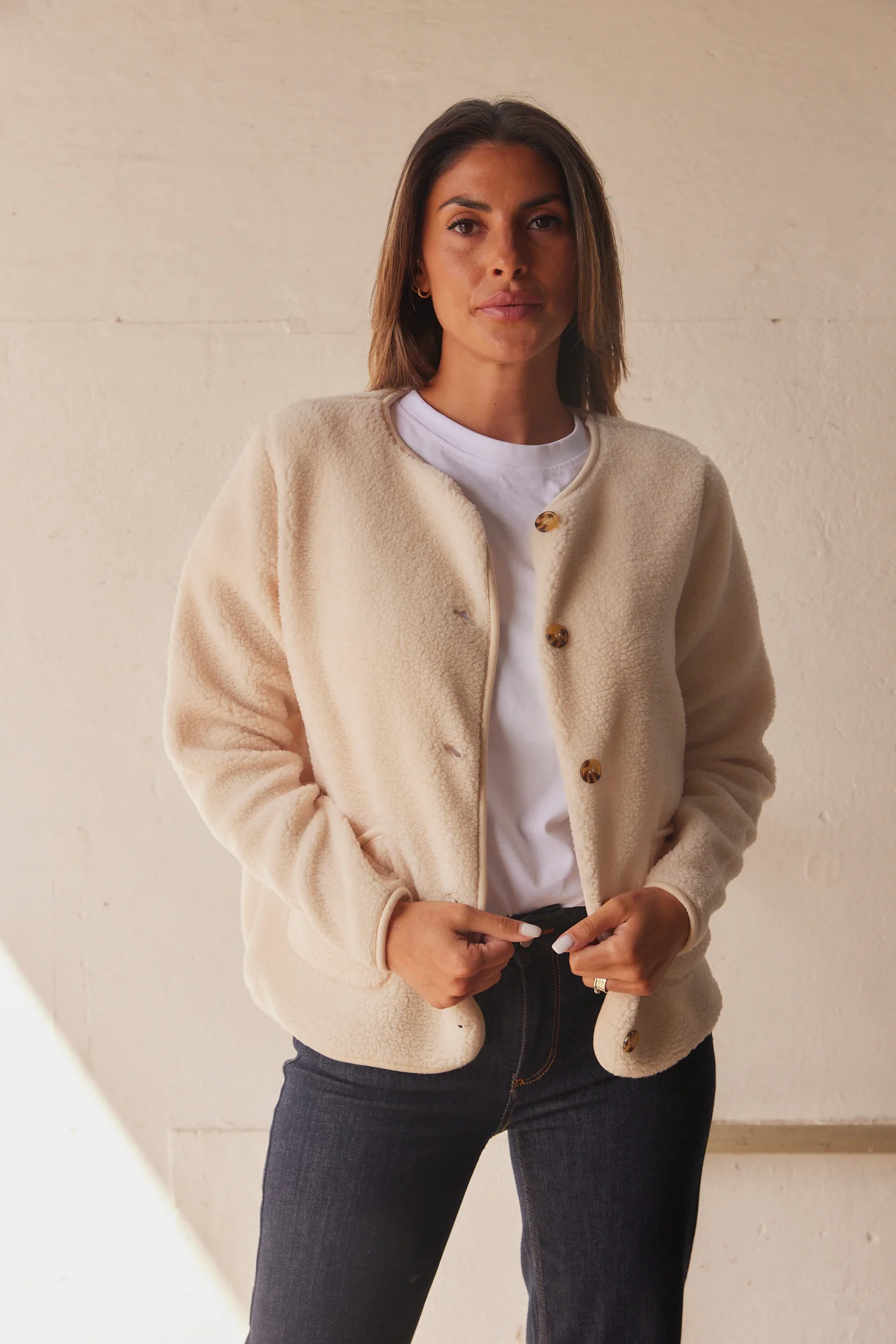 Ada Teddy Jacket | Creme | Jakke fra French Laundry - Image 3