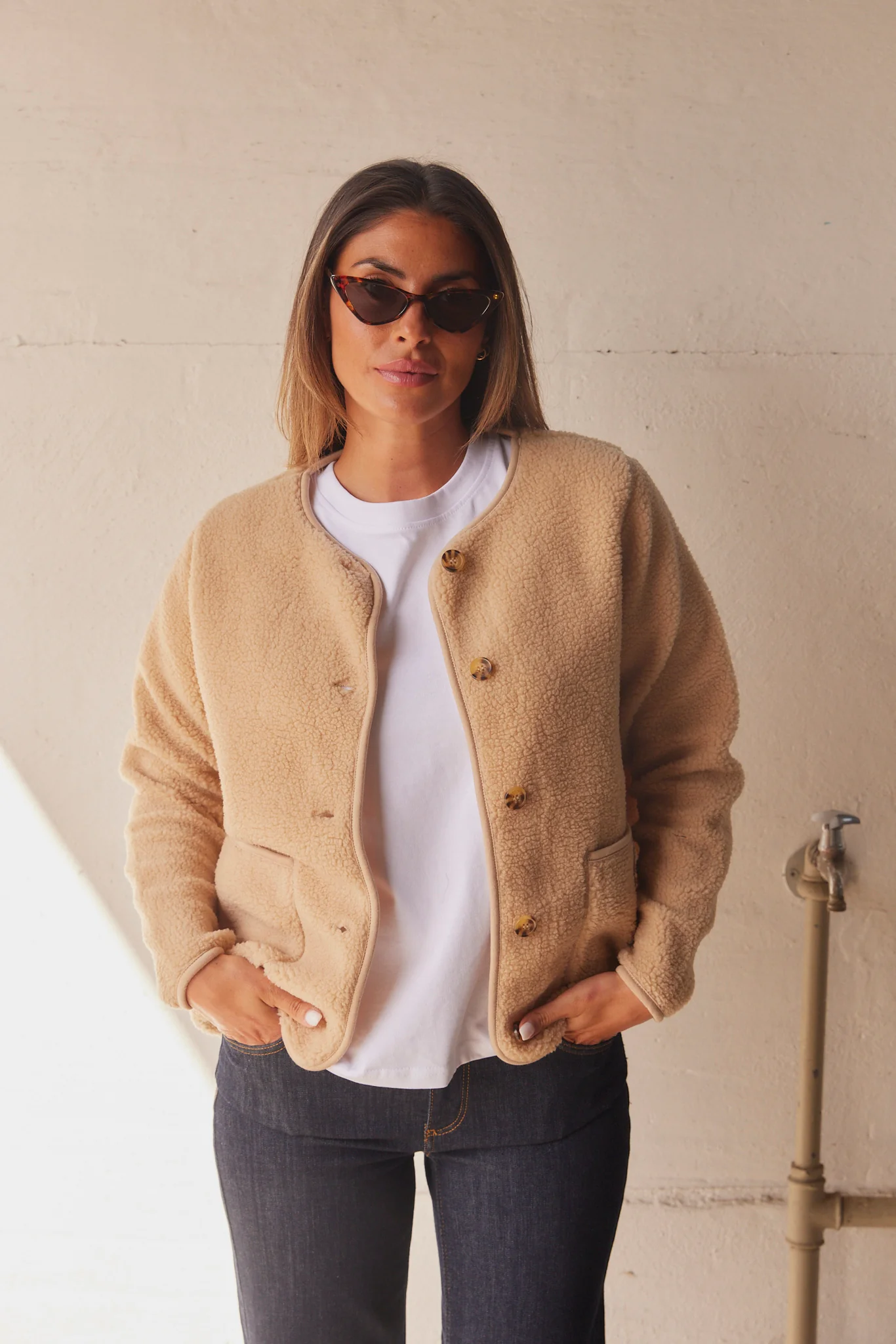 Ada Teddy Jacket | Sand | Jakke fra French Laundry - Image 5