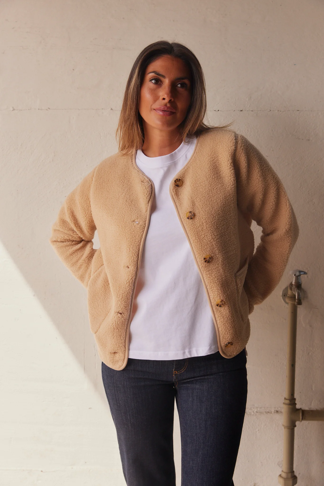 Ada Teddy Jacket | Sand | Jakke fra French Laundry - Image 8