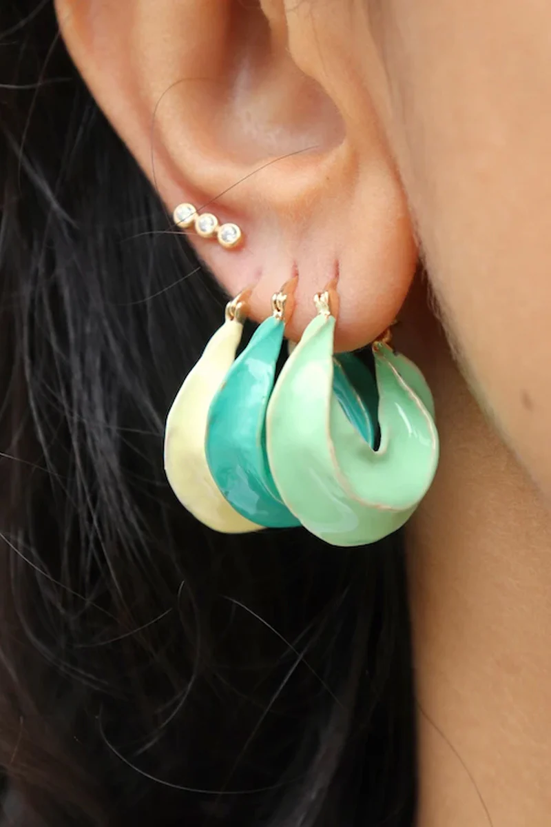 Afrika Enamel Earring | White | Øreringe fra Pico - Image 3