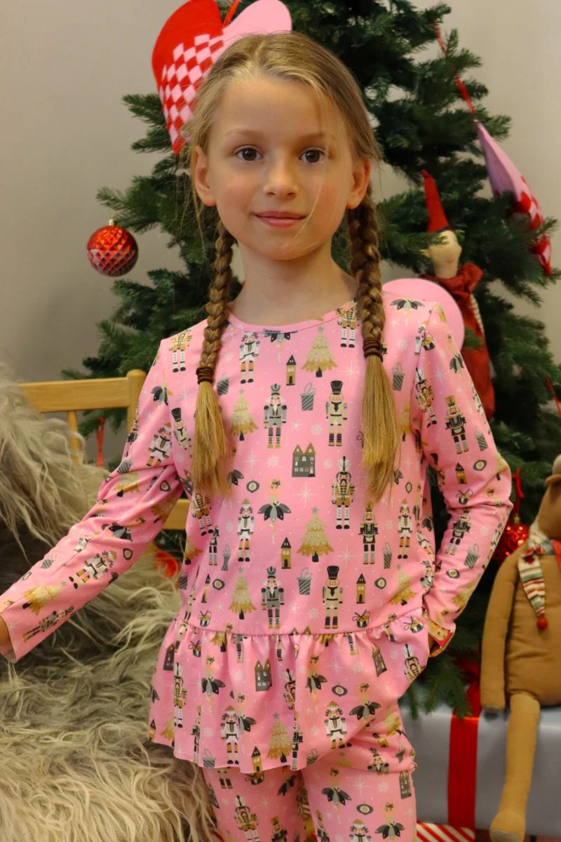 Alma Ls Frill Tshirt (Kids) | Nutcracker Bubblegum | Bluse fra Liberté Ami - Image 2