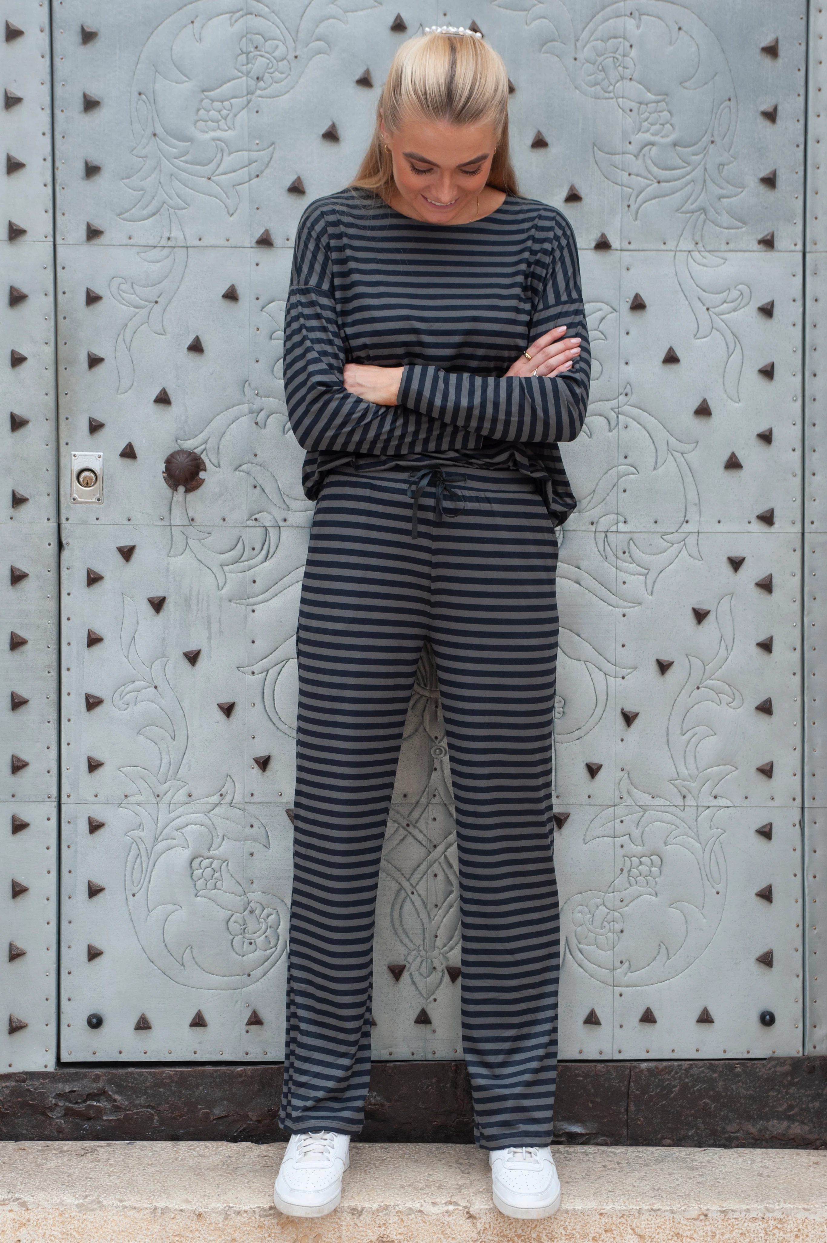 Alma Ls Top | Dark Grey Black Stripe | Bluse fra Liberté - Image 3