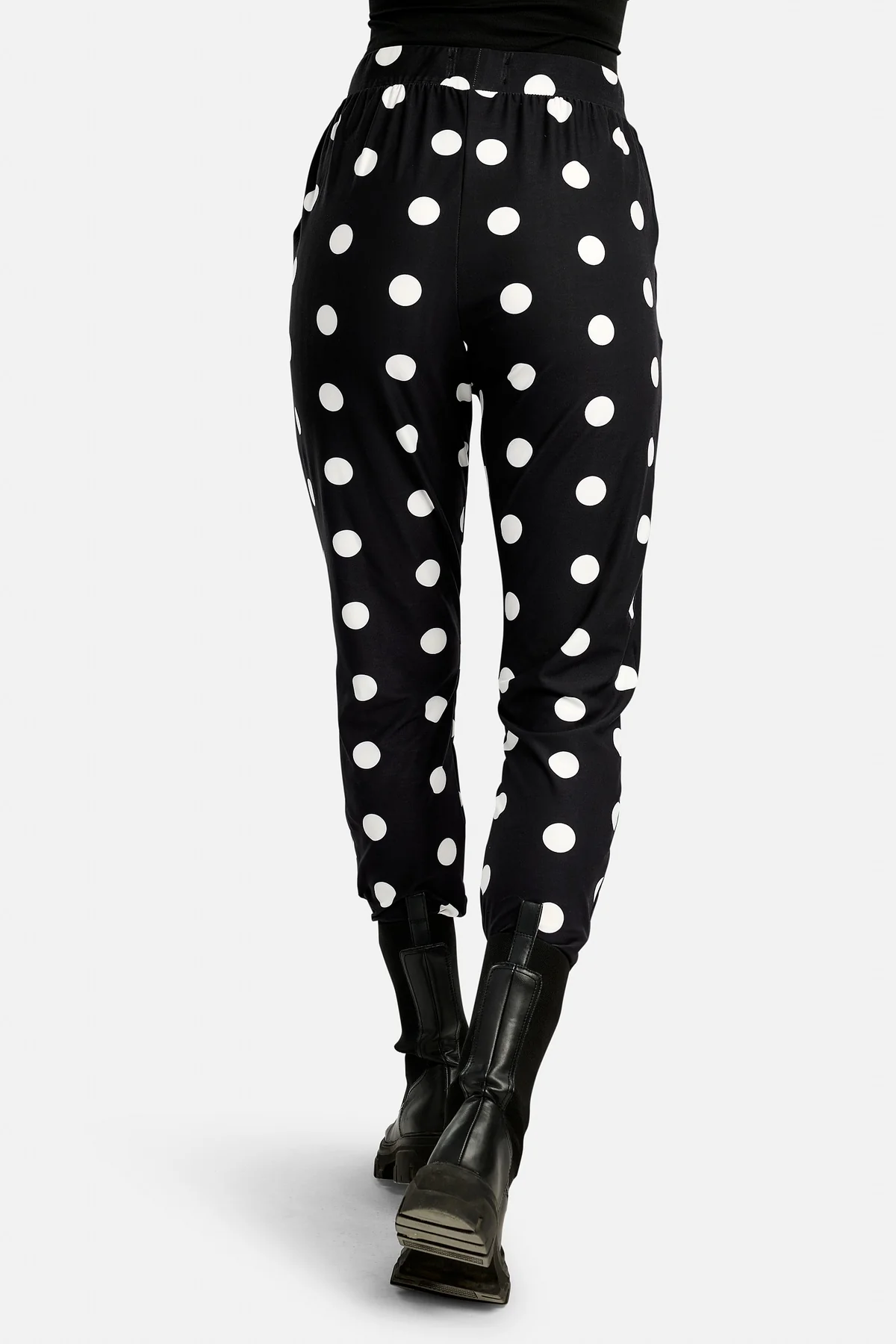 Alma Pants | Black Big Dot | Bukser fra Liberté - Image 9
