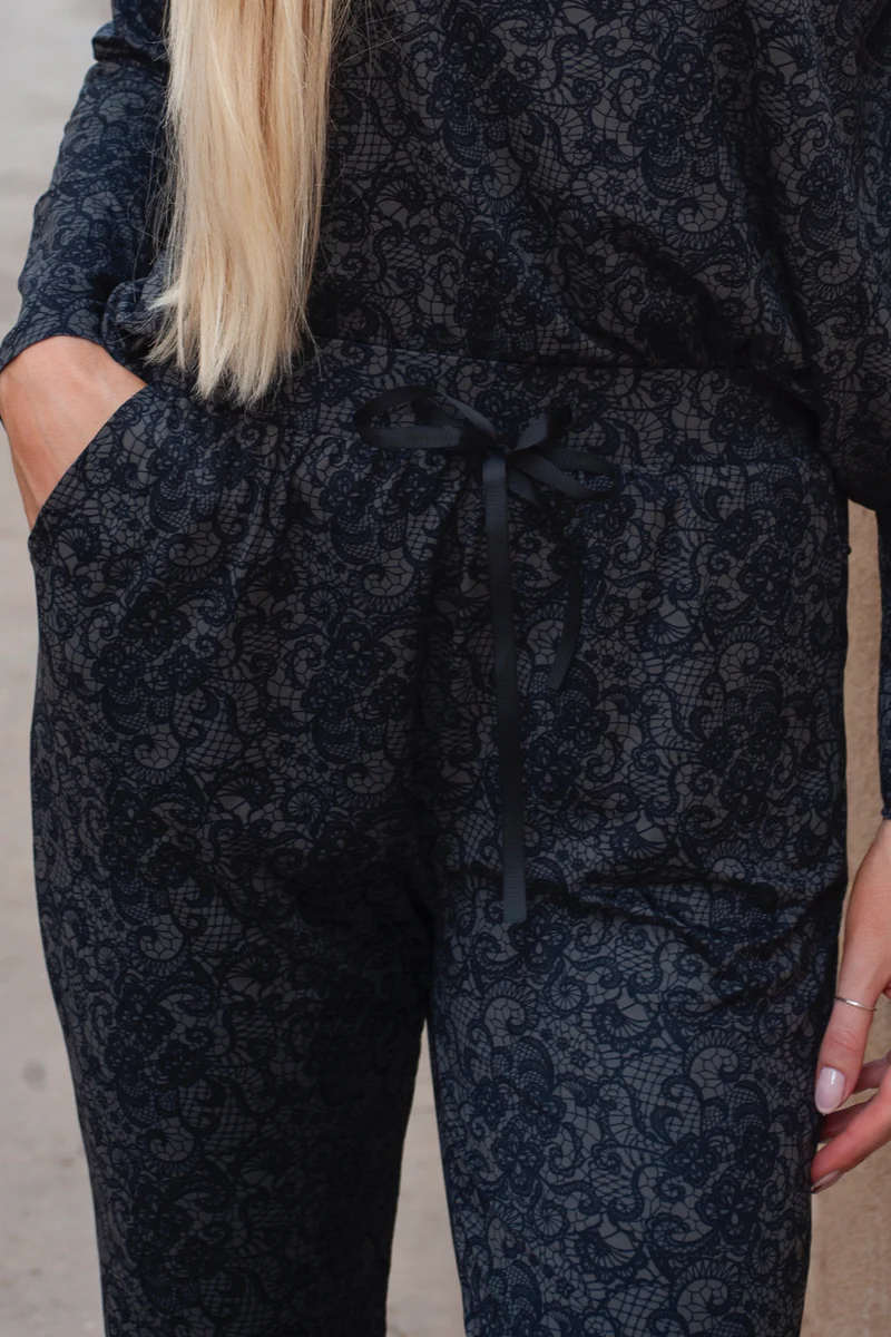 Alma Pants | Black Grey Lace | Bukser fra Liberté - Image 3