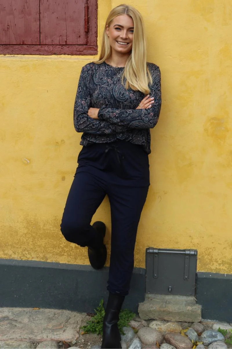 Alma Pants | Night Sky | Bukser fra Liberté - Image 3