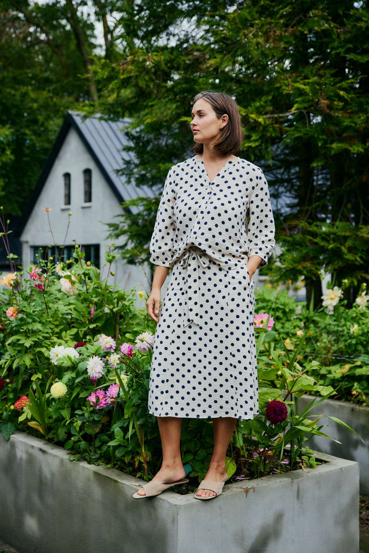 Alma Skirt 207682 | Moonbeam W. Navy Blazer | Nederdel fra Freequent - Image 8