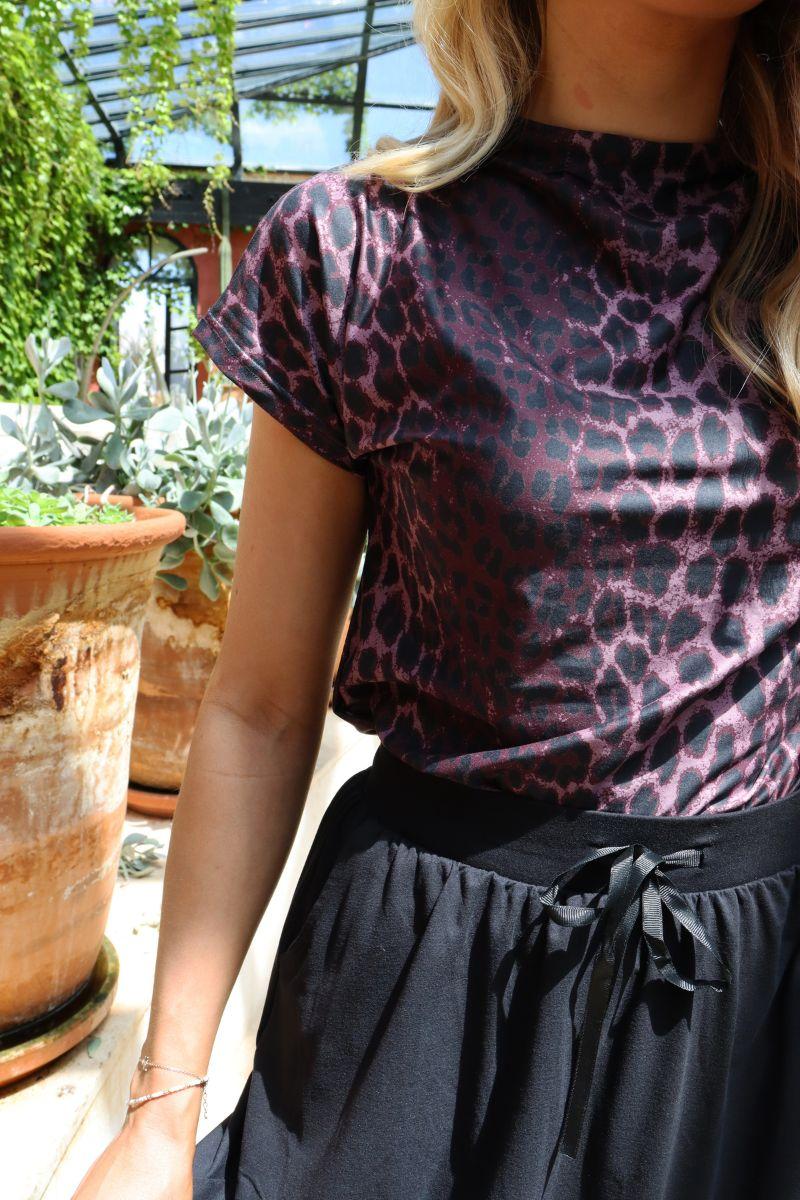 Alma Top | Bordeaux Lux Leo | Top fra Liberté - Image 3