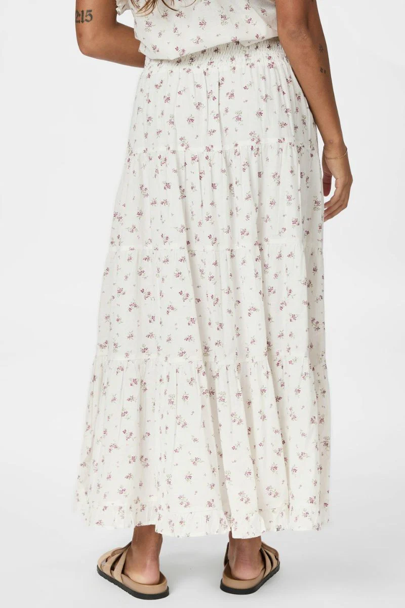 Asta Small Blossom Skirt | Creme | Nederdel fra Neo Noir - Image 8
