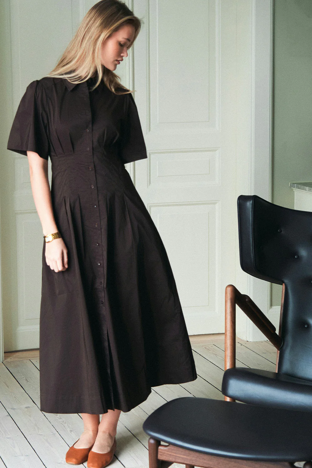 Baia Poplin Dress | Chocolate Brown | Kjole fra Neo Noir - Image 3
