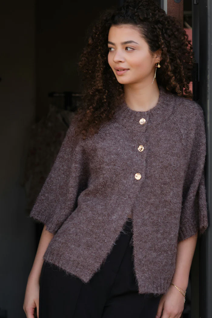 Benuta Fluffy Knit Cardigan | Light Brown | Strik fra Neo Noir