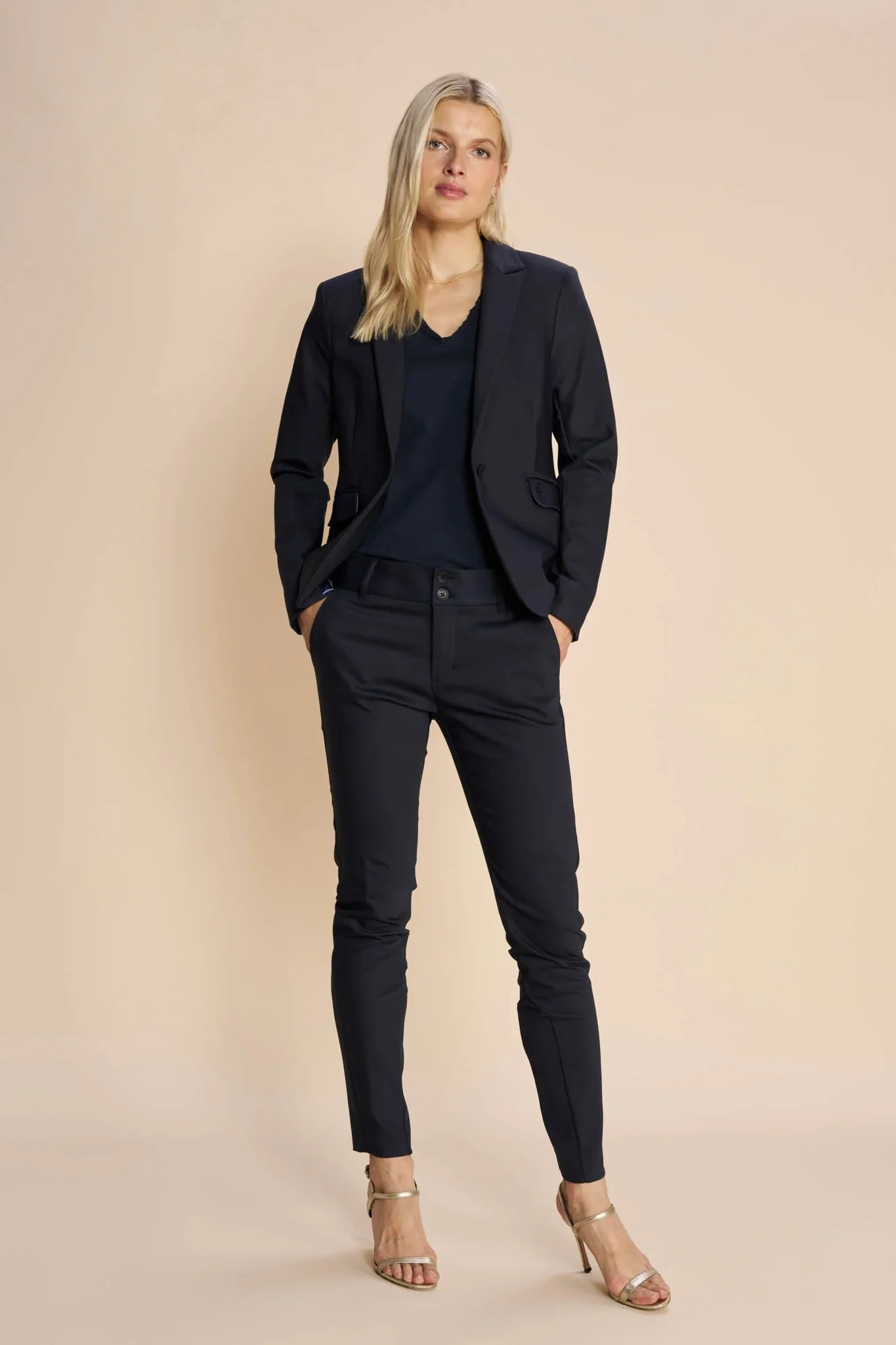 Blake Night Blazer | Navy | Blazer fra Mos Mosh - Image 21