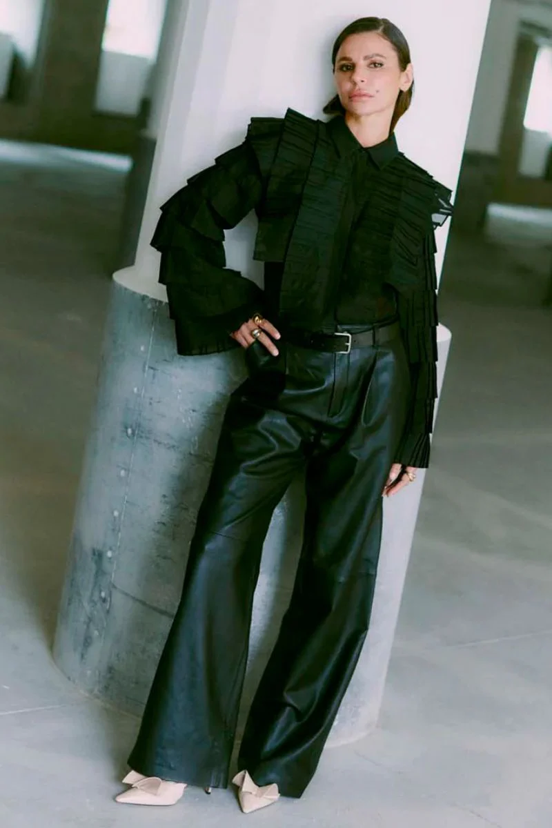 Bluebell Frill Shirt 205246 | Black | Skjorte fra Copenhagen Muse - Image 3