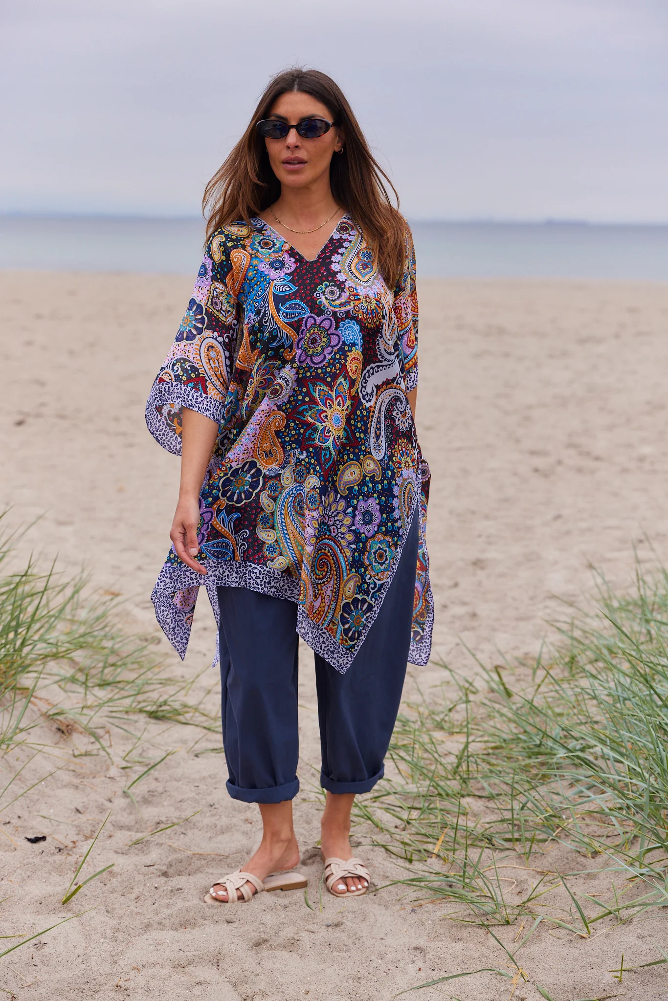Bohemian Bay Dress | Black | Kjole fra Atelier C - Image 4