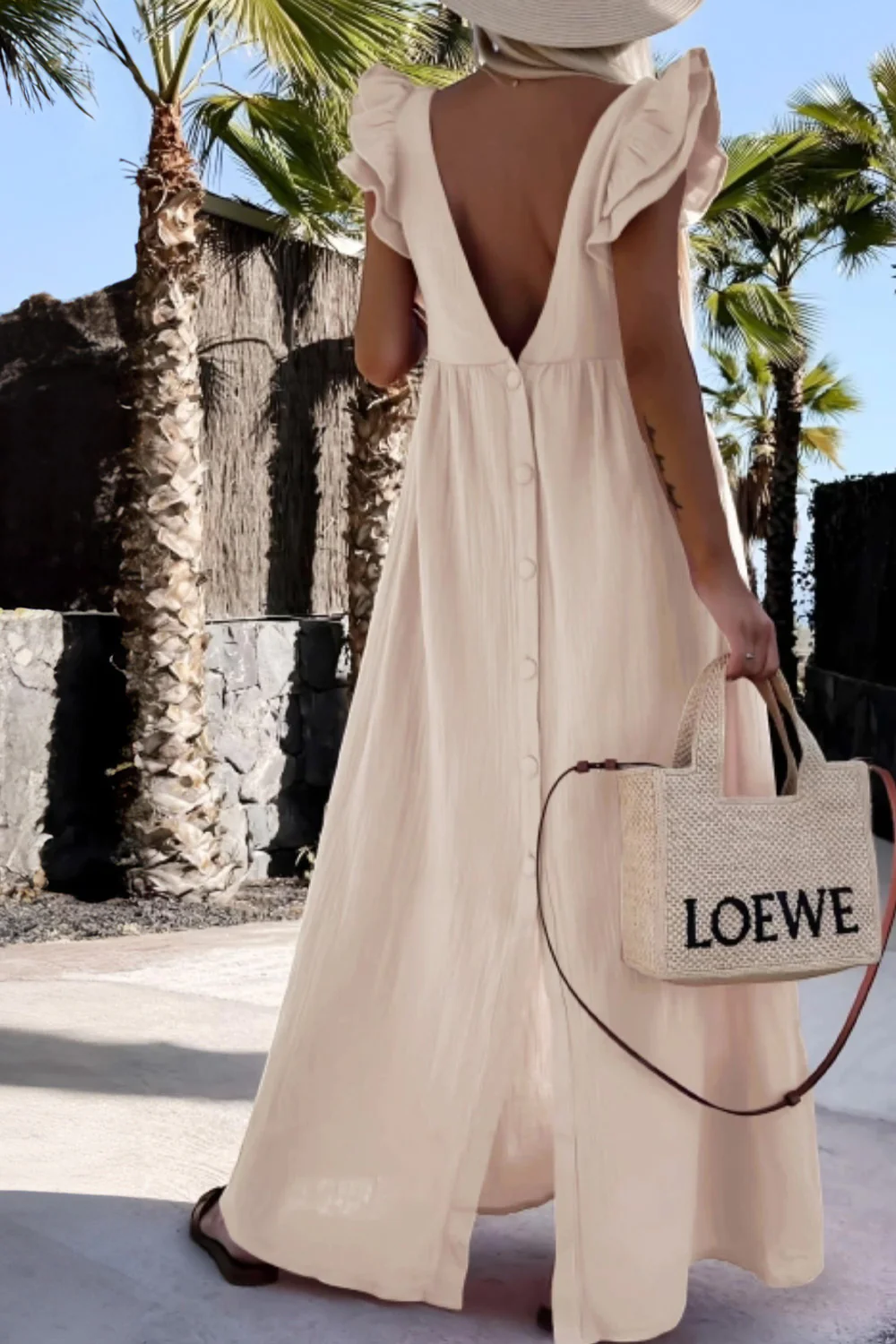 Buttoned back Dress | Beige | Kjole fra Avery - Image 2