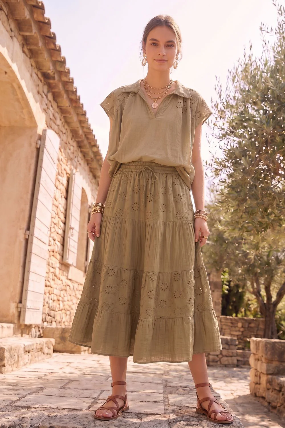 Broderie Anglaise Skirt | Camel | Nederdel fra Atelier C - Image 3