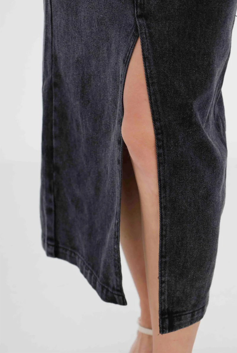 Bye Bye Birdie | Black | Denim nederdel fra Statebird - Image 4