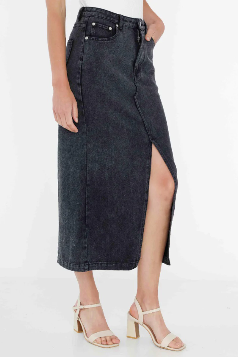 Bye Bye Birdie | Black | Denim nederdel fra Statebird - Image 5