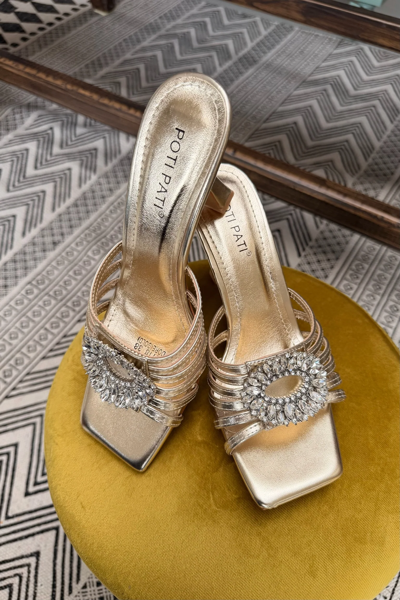 Call me Carrie Sandals | Golden - Image 2