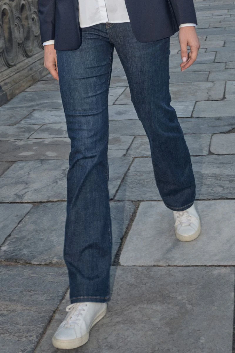 Cecilia Cover Long Jeans | Blue Denim | Jeans fra Mos Mosh - Image 4