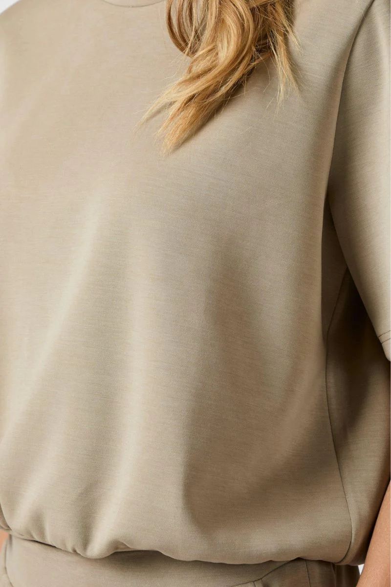 Clove Soft Tee | Taupe | T-Shirt fra Neo Noir - Image 3