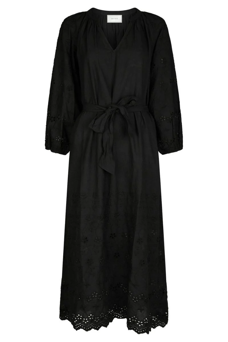 Colette Embroidery Dress | Black | Kjole fra Neo Noir