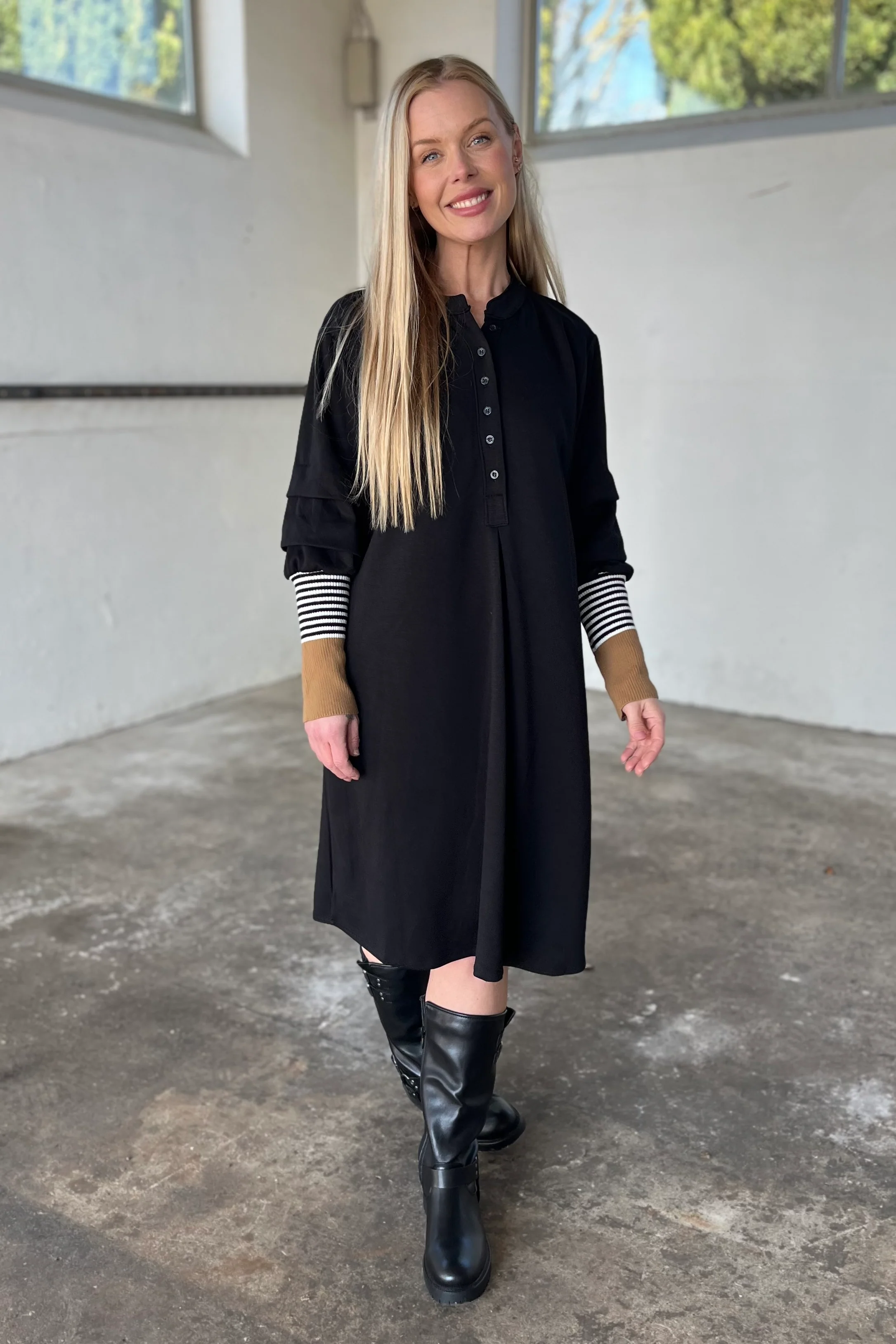 Cybele Dress | Black | Kjole fra Marta du Chateau - Image 7