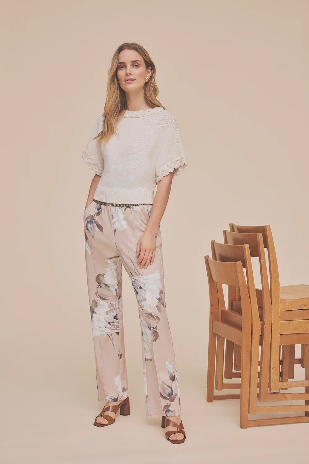 Eali Knit Cape | Off White | Strik fra Gustav - Image 10