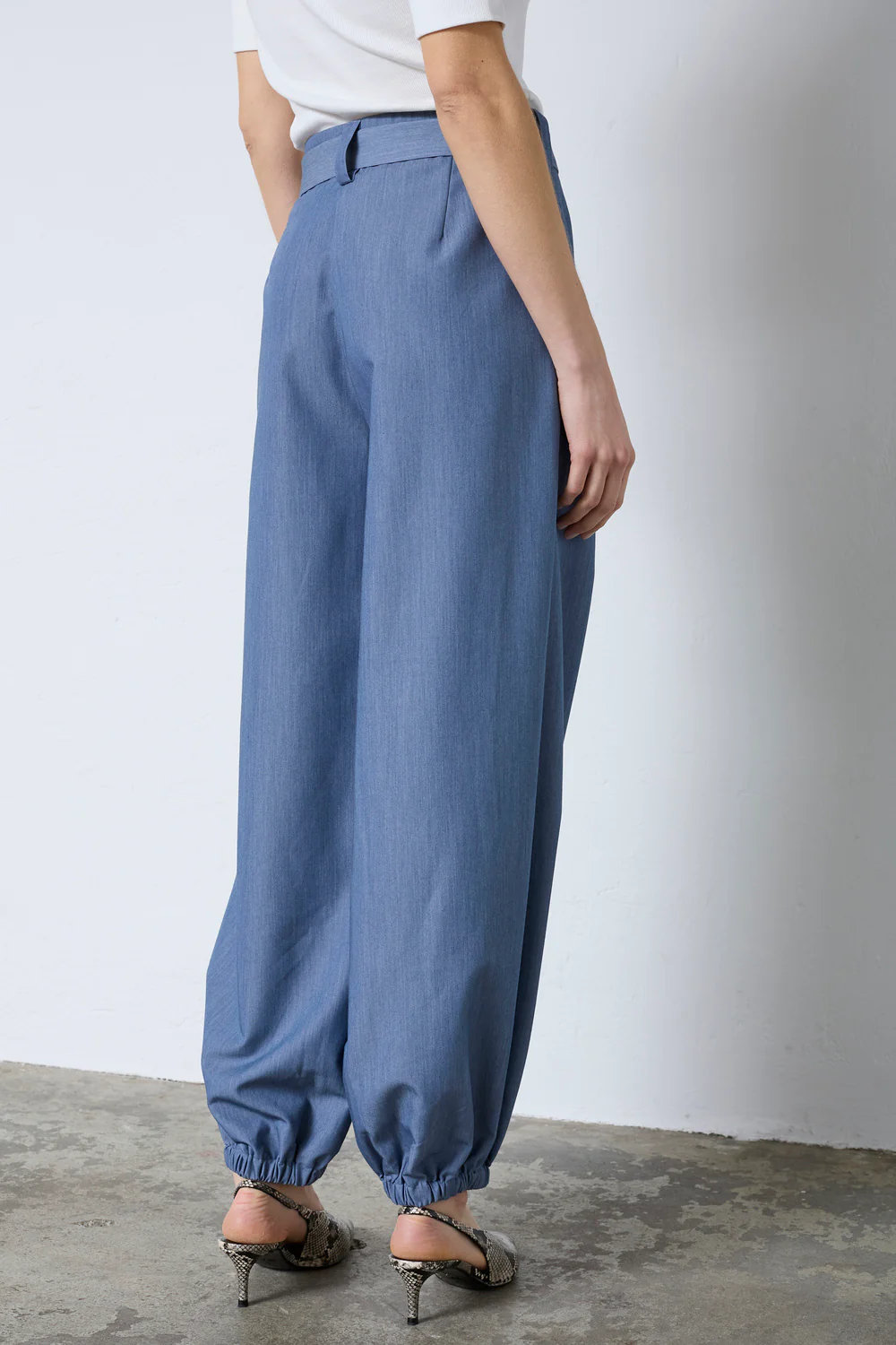 Elly Balloon Pant 41208 | Dusty Blue | Bukser fra Co'couture - Image 3