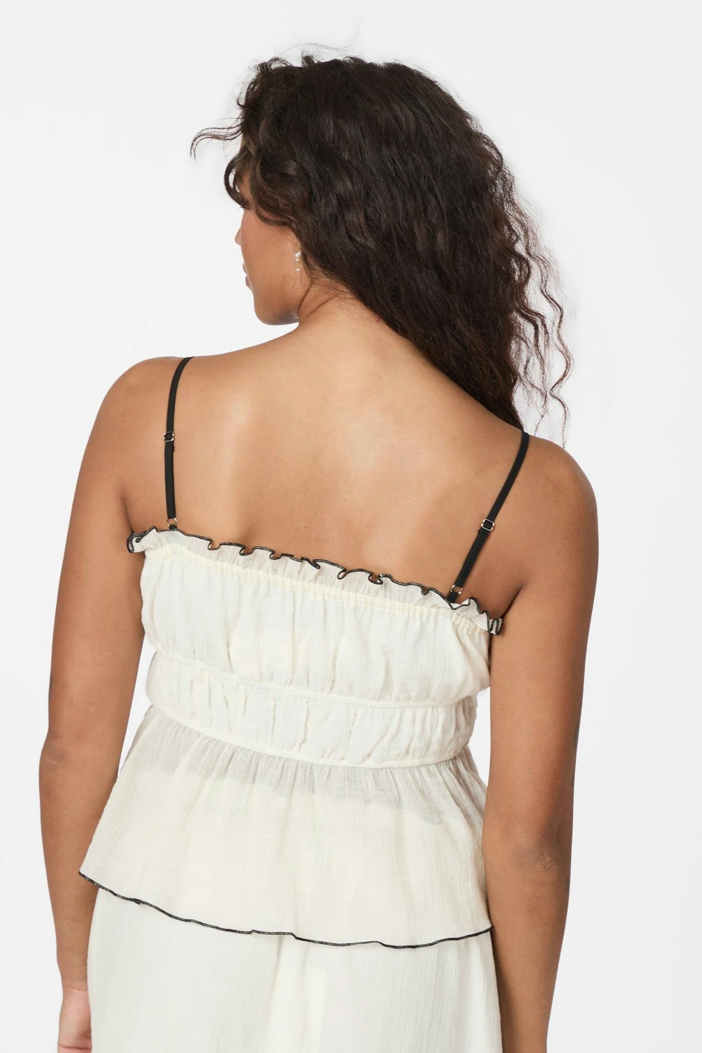 Emberly Crepe Top | Creme | Bluse fra Neo Noir - Image 12