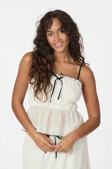Emberly Crepe Top | Creme | Bluse fra Neo Noir - Image 6