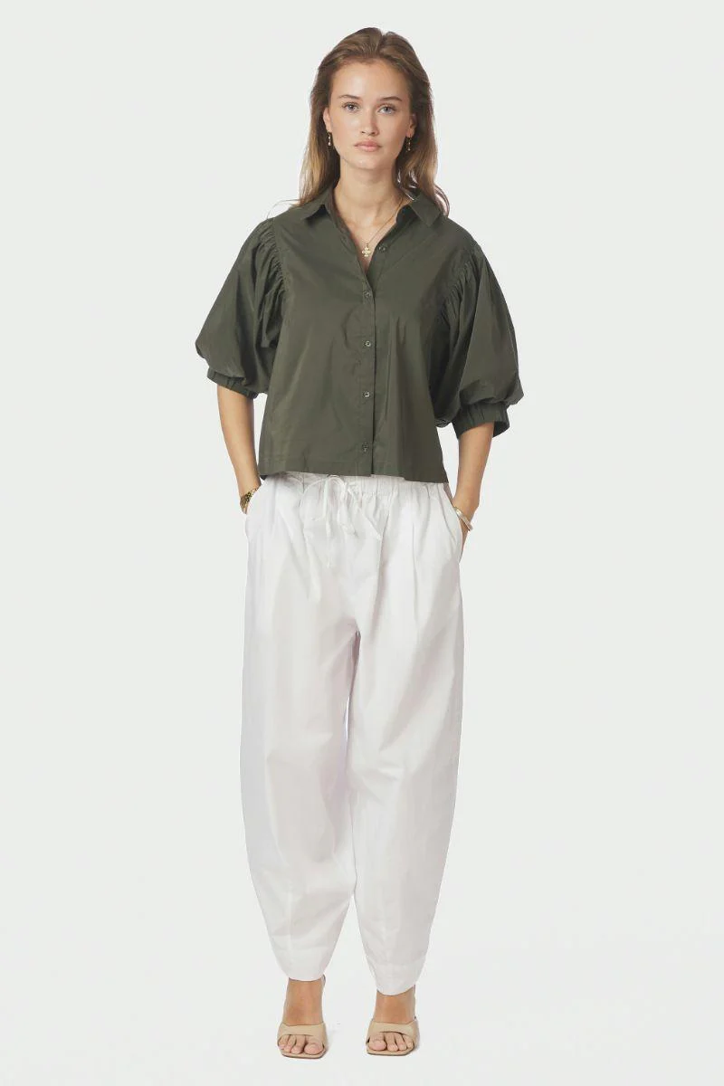 Etta Poplin Shirt | Army | Bluse fra Neo Noir - Image 8