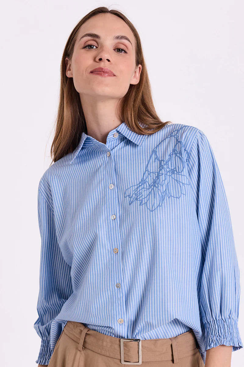 Evalina Shirt 207661 | Vista Blue W. Star Off-White | Skjorte fra Freequent - Image 5