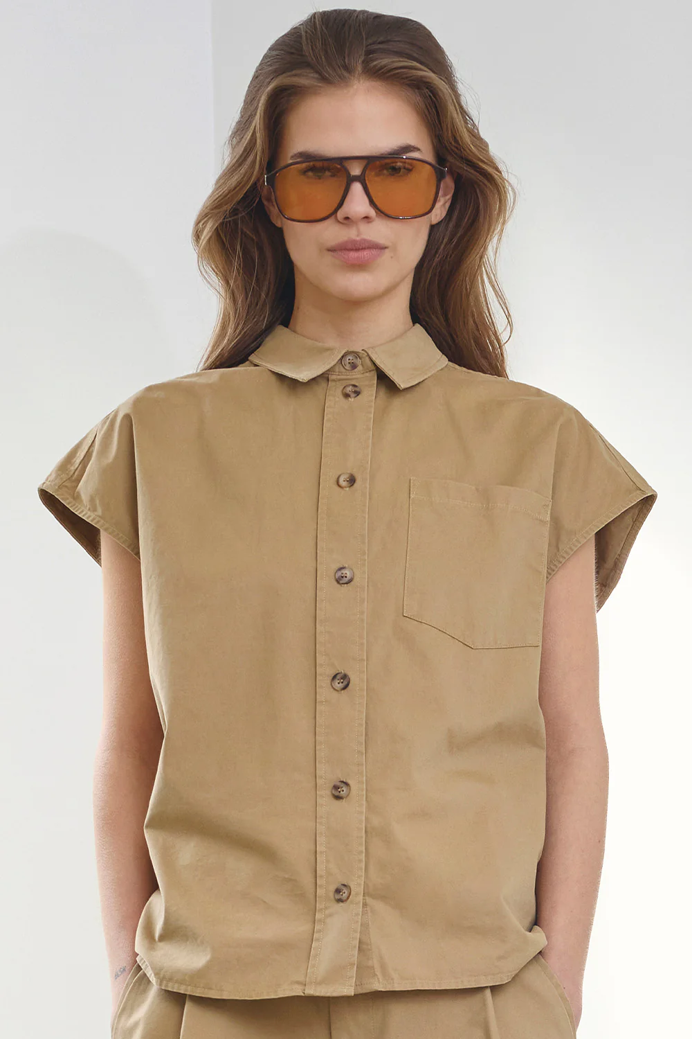 Evelyncc Slit Back Ss Shirt | Sand | Skjorte fra Co'couture