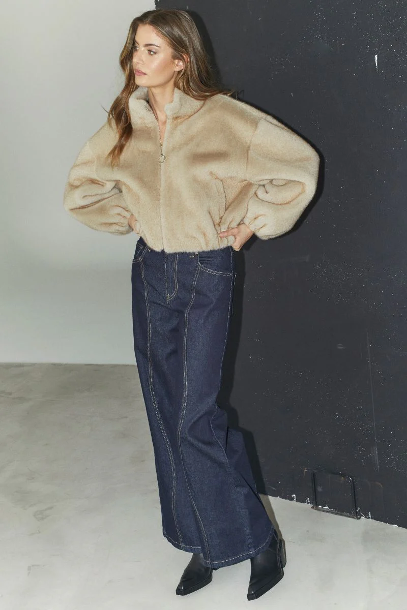 Fera Faux Fur Jacket 30361 | Creme | Jakke fra Co'couture - Image 3