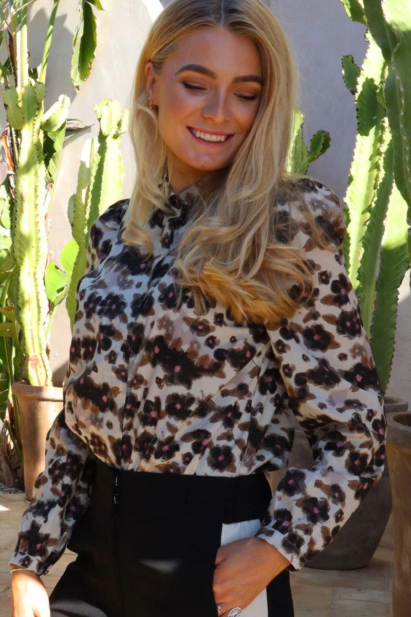 Flora Ls Blouse | Brown Black Flower | Bluse fra Liberté - Image 5