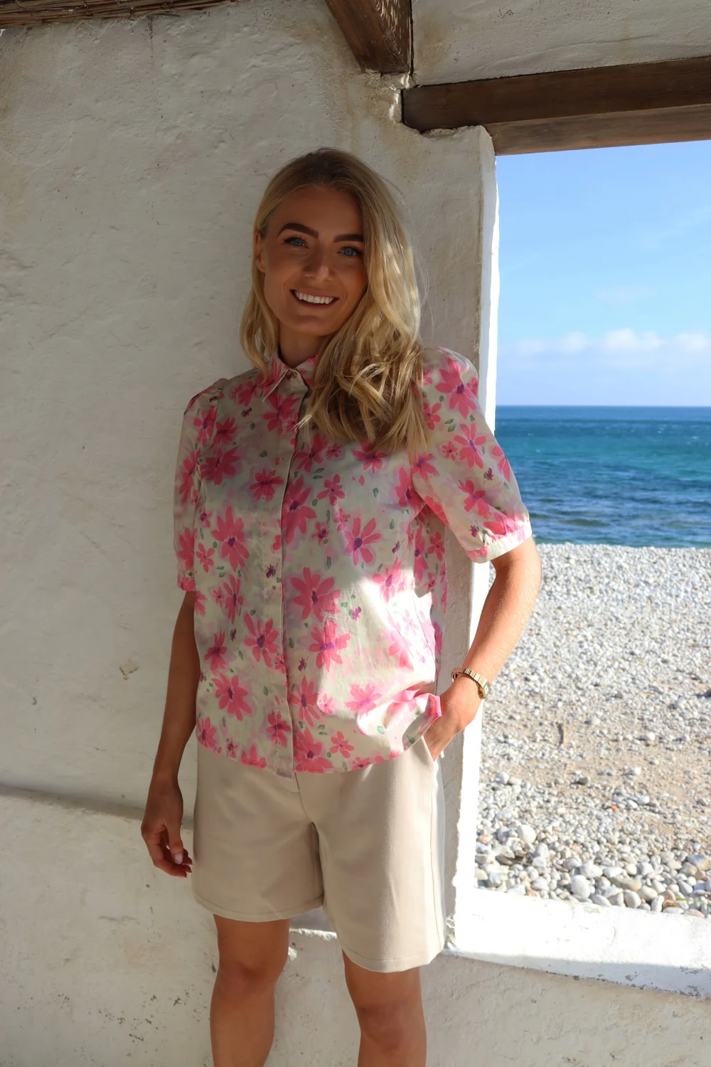 Flora Ss Blouse | Pink Watercolor Flower | Bluse fra Liberté