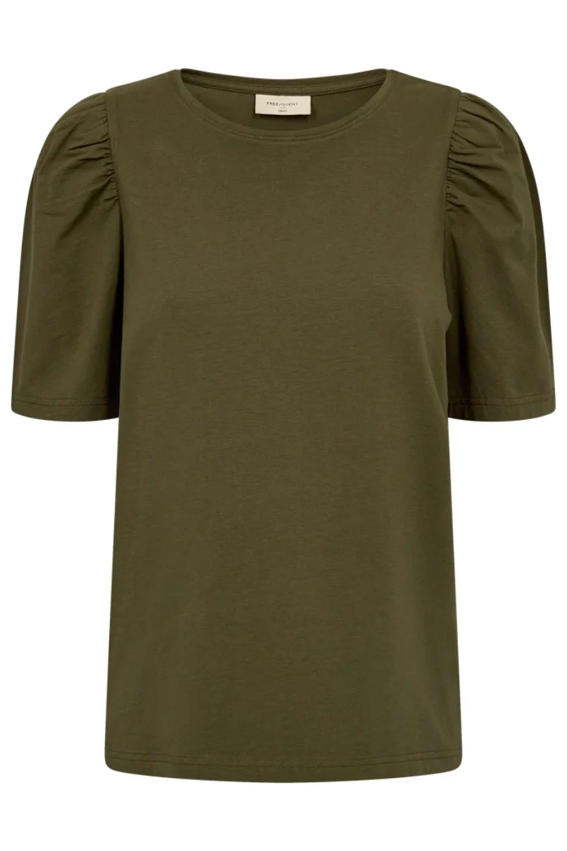 Fenja Tee Puff | Olive Night | T-Shirt fra Freequent