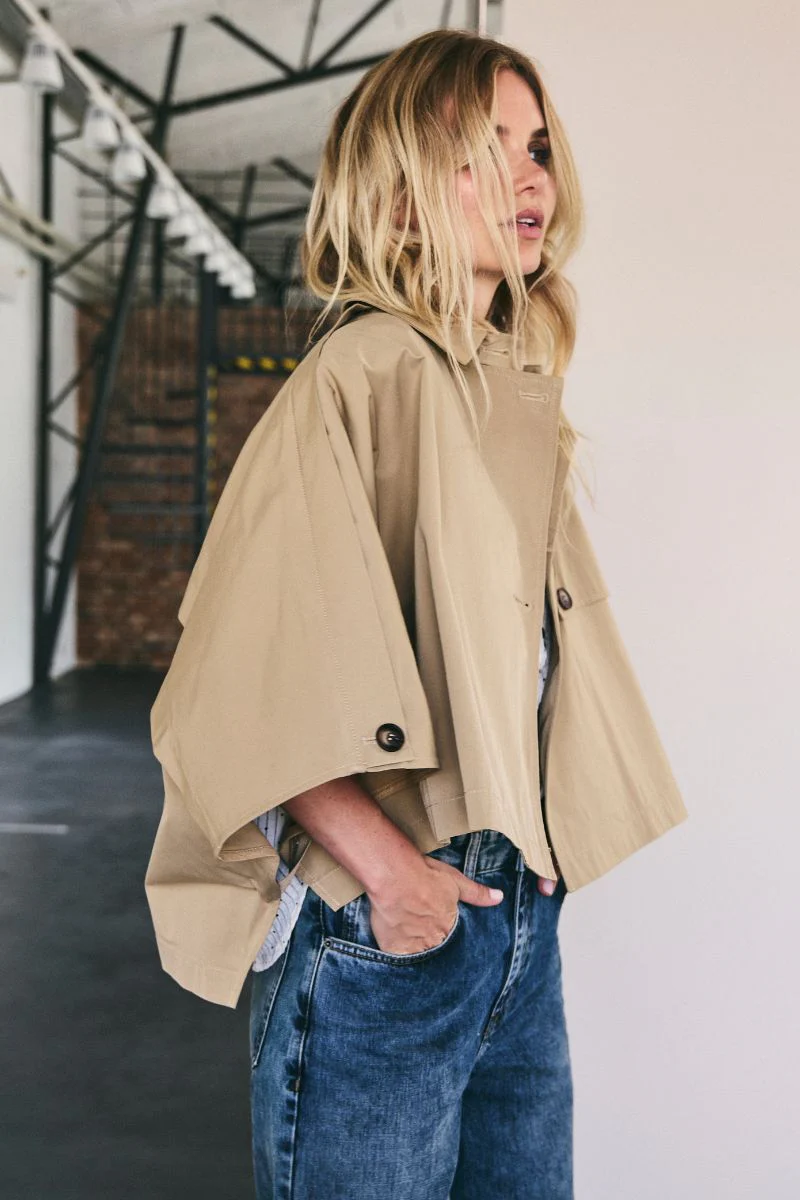 Francis Crop Cape Jacket 30272 | Khaki | Jakke fra Co'couture - Image 5