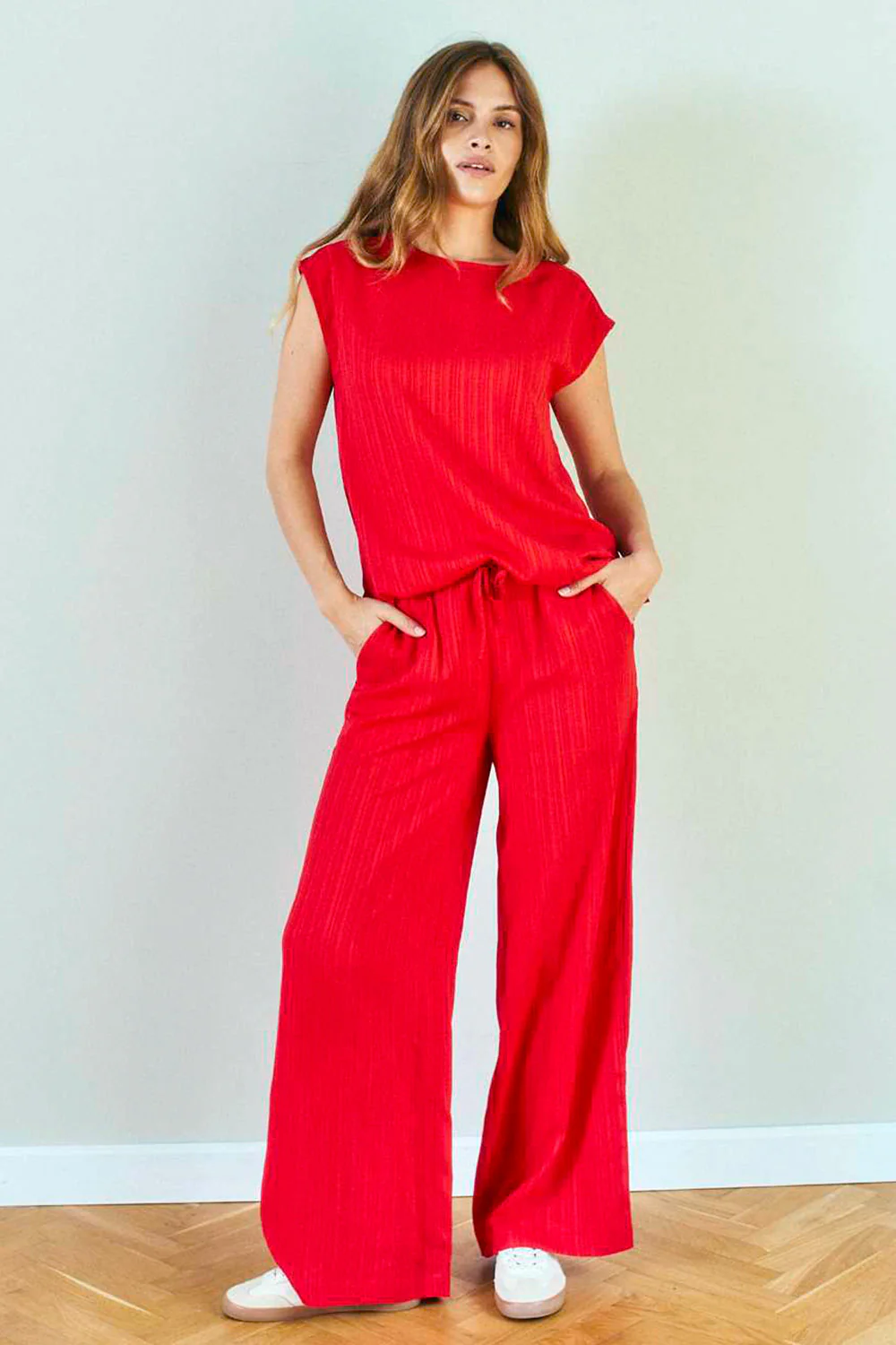 Grsvalse Blouse 207685 | True Red | Bluse fra Freequent - Image 9