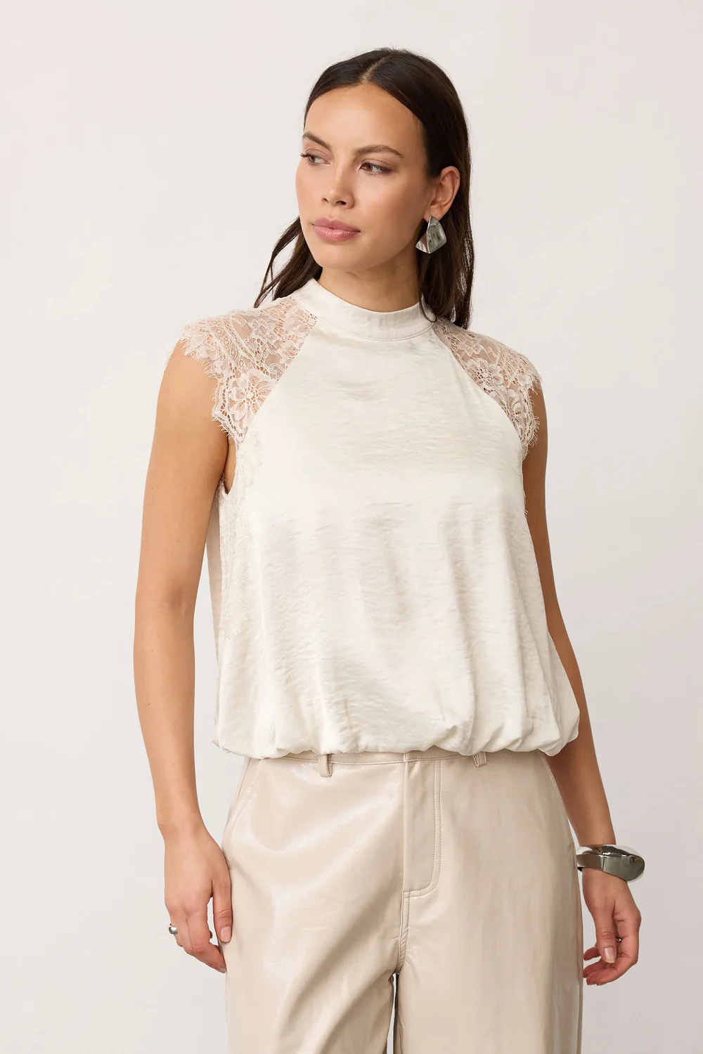 Idun Lace Ballon Top 45185 | Off white | Top fra Co'couture