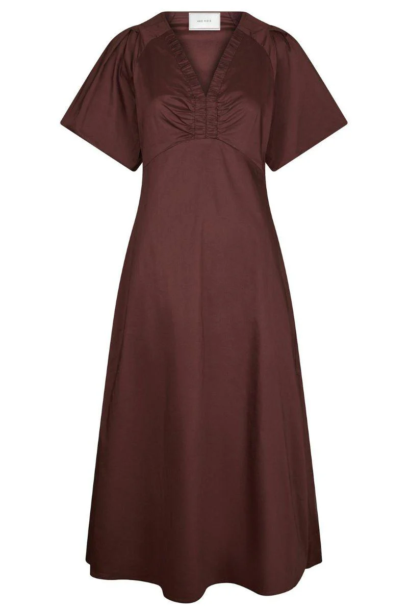 Illana Poplin Dress | Burgundy | Kjole fra Neo Noir