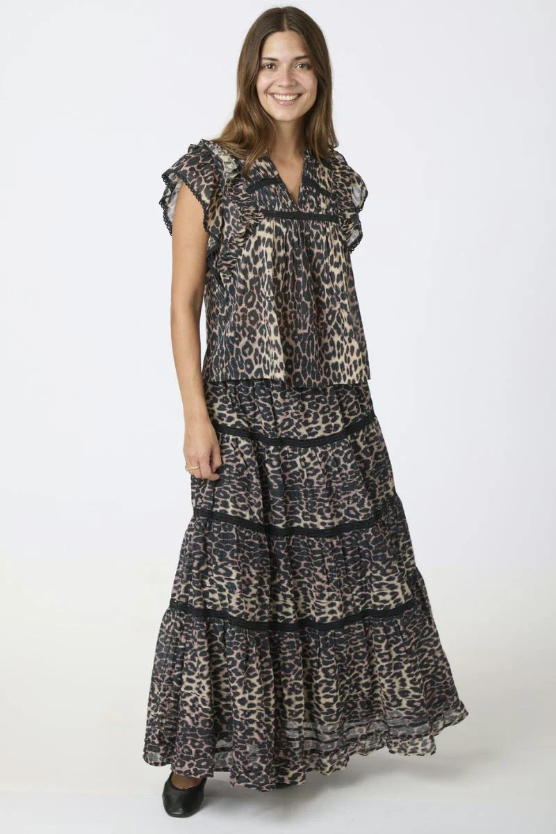 Jayla Leo Voile Top | Leopard | Top fra Neo Noir - Image 5