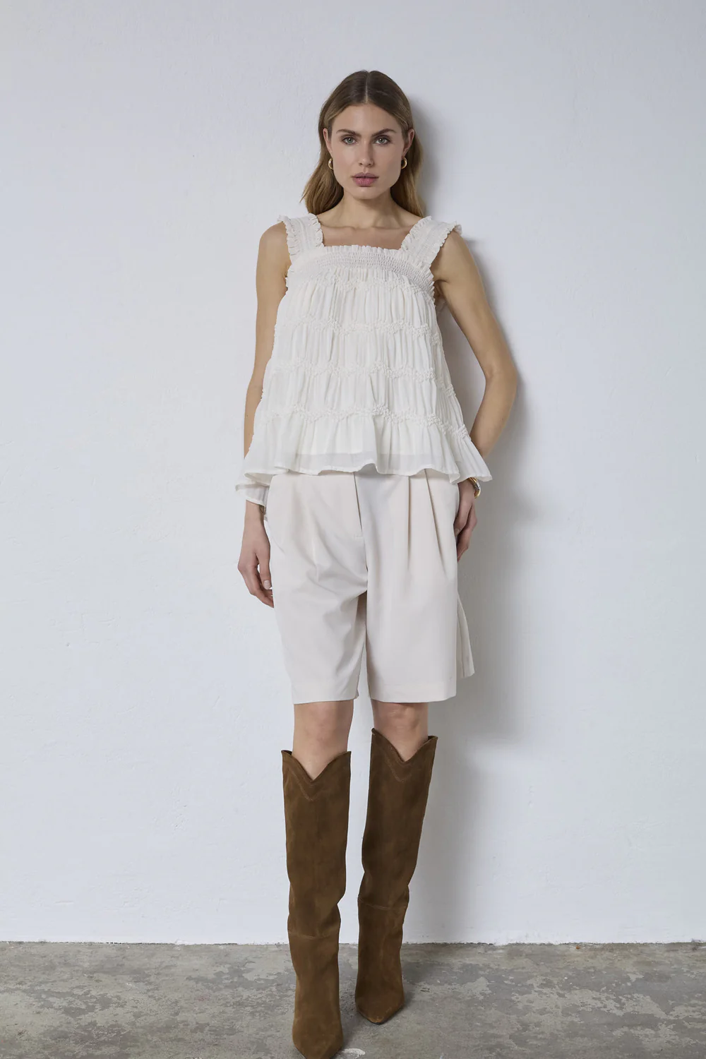 Jerrycc Smock Strap Top | Off White | Top fra Co'Couture - Image 3