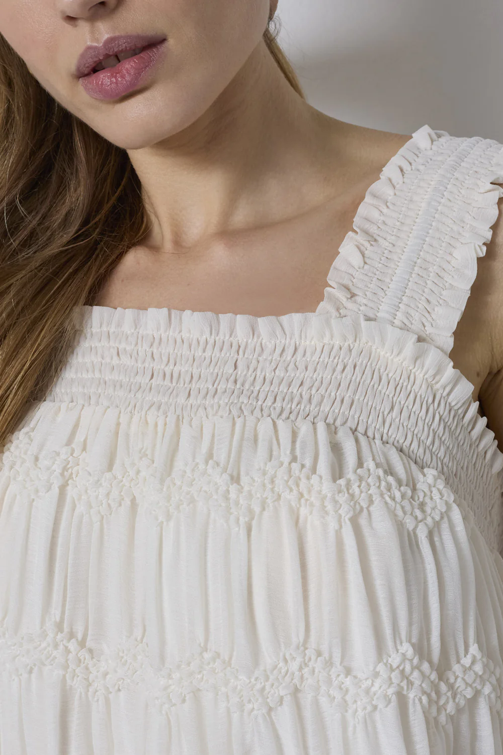 Jerrycc Smock Strap Top | Off White | Top fra Co'Couture - Image 4