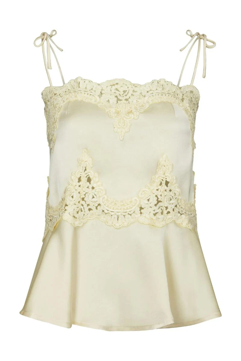 Kaela Heavy Sateen Lace Top | Light Yellow | Bluse fra Neo Noir - Image 2