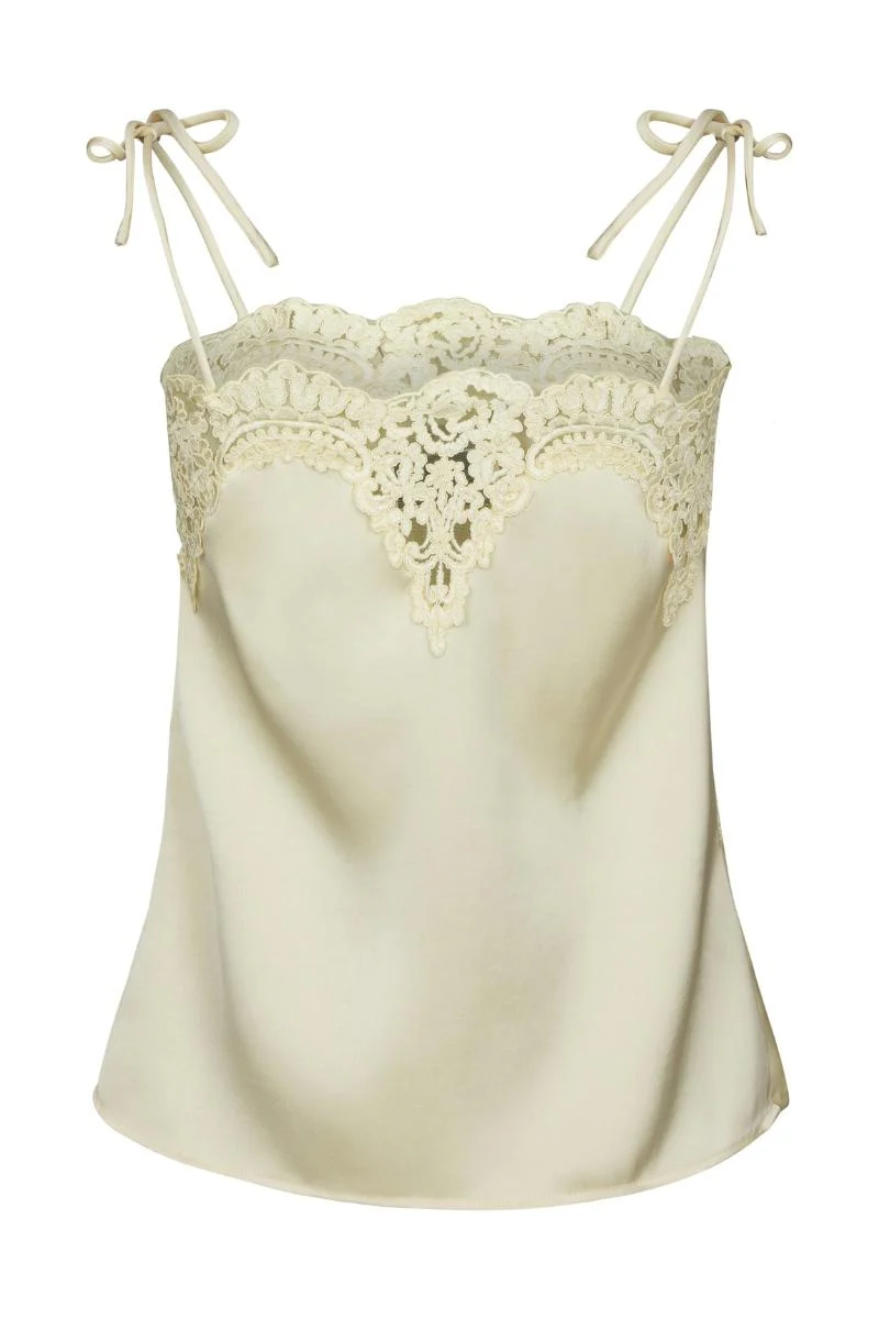 Kaela Heavy Sateen Lace Top | Light Yellow | Bluse fra Neo Noir - Image 3
