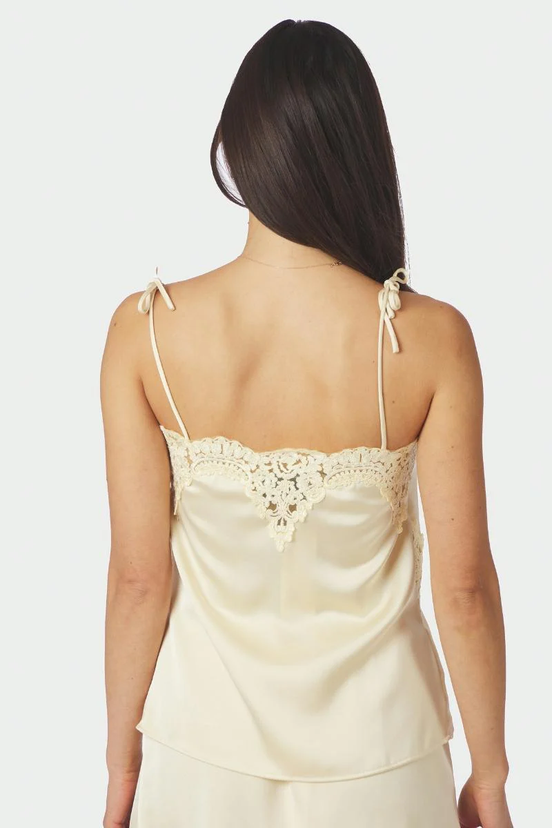 Kaela Heavy Sateen Lace Top | Light Yellow | Bluse fra Neo Noir - Image 8