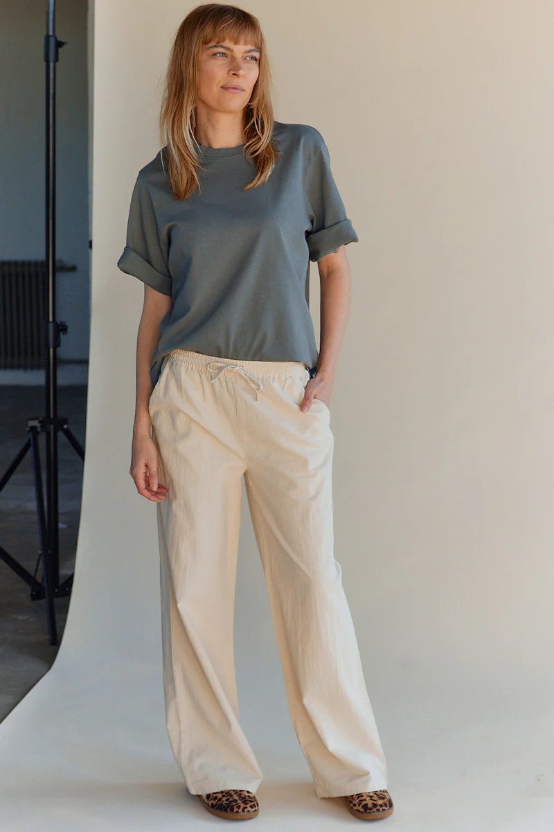 Emu Wide Pants | Sand | Bukser fra Statebird - Image 2