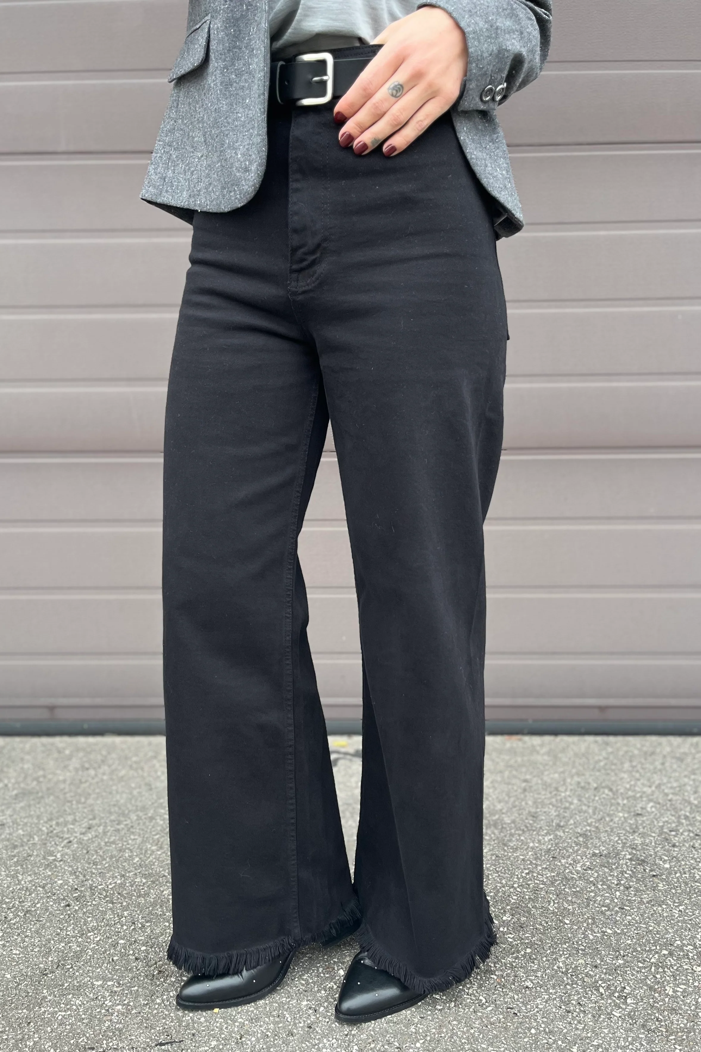 Karoline | Denim Black | Jeans fra Marta du Chateau - Image 3